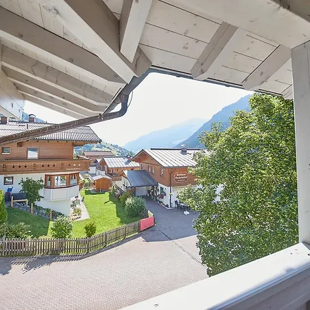 Birkenhof Chalet Saalbach-Hinterglemm